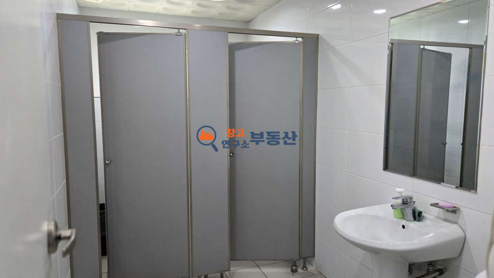 경기 파주시 신촌동 #100평 #부분임대 #공장 #인쇄업종#즉시입주 #면적추가 가능 월세 매물번호 15435 사진 8