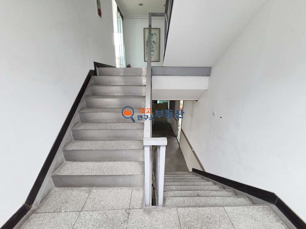 경기 파주시 탄현면 금승리 #대546평 #연241평 #공장 #계획관리 #활용도좋음 #민원무 #이중철제벽불연재 #월롱IC 매매 매물번호 17348 사진 12