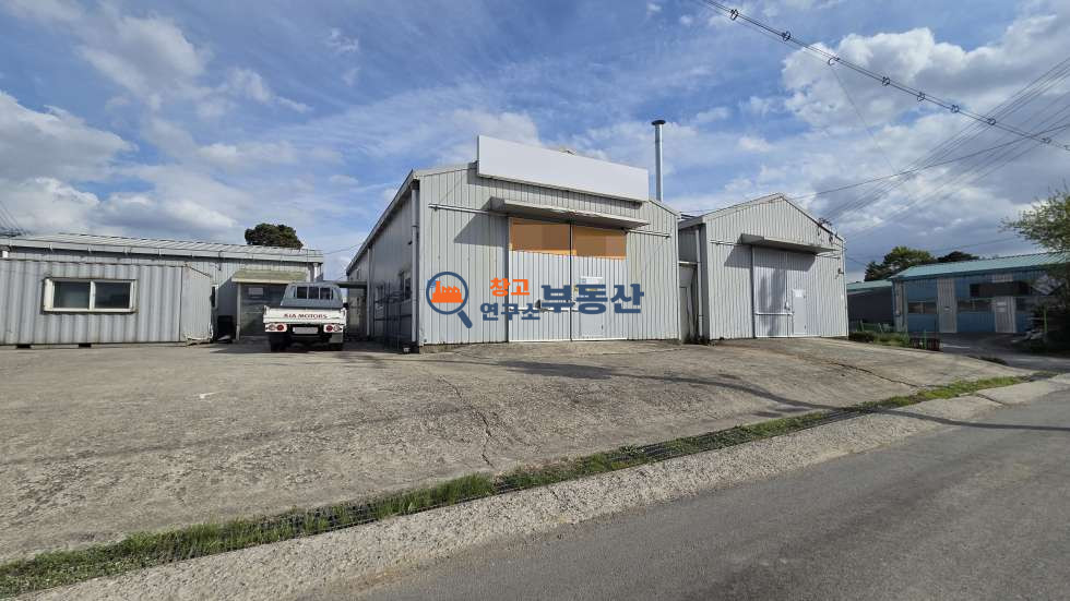 경기 파주시 산남동 #120평 #공장 #60평X2개동 #복층사무실 #전기41kW #동간연결 #탑골IC 월세 매물번호 17498 사진 16