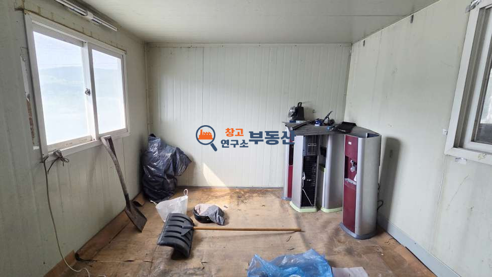 경기 파주시 검산동 #60평 #공장 #도로변 #가설천막 #내부사무실 #저렴임대료 #외부화장실 월세 매물번호 17813 사진 6