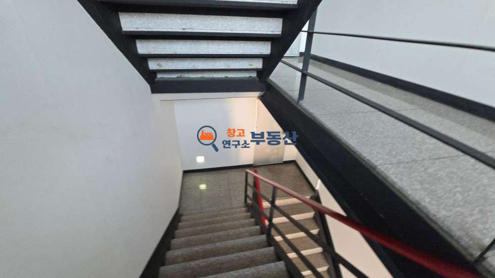 경기 고양일산서구 덕이동 #자동차관련매매 #대지701평 #연482평 #계획관리 #평당1097 매매 매물번호 15530 사진 4