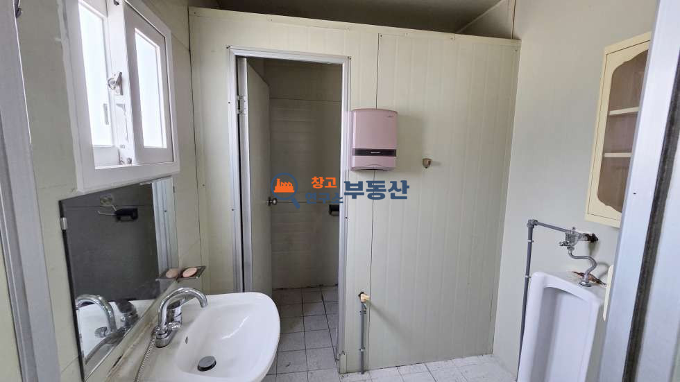 경기 고양일산서구 가좌동 #연120평 #창고 #60평X2개동 #단독마당 #도로변 #각동내부화장실 #야적가능 #물류추천 월세 매물번호 17585 사진 7