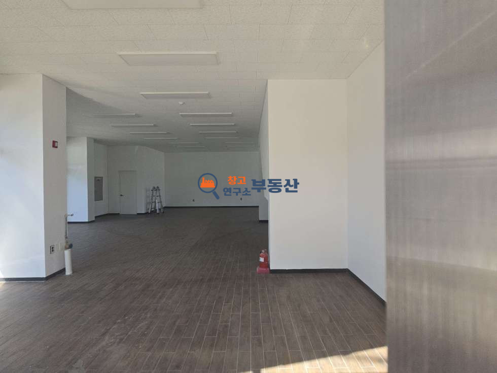 경기 고양일산서구 덕이동 #43평 #1종근생 #1층상가 #대로변 #주차편리 #무권리 #즉시입주 월세 매물번호 18307 사진 5