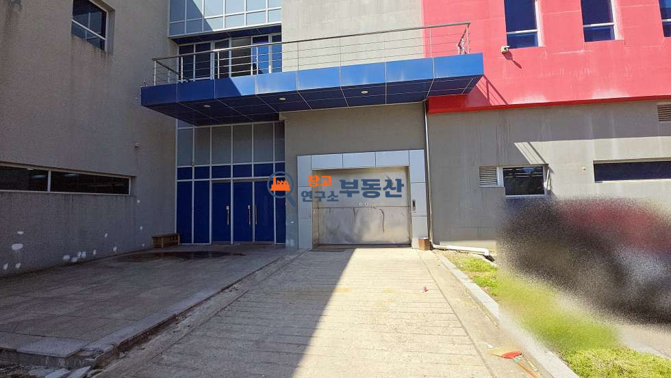 경기 파주시 신촌동 #1374평 #공장 #총2층(690평 + 685평) #사옥형공장 #전기승압 #하수직관 #화물EV #층고높 #즉시입주 #제조가능 월세 매물번호 16323 사진 6