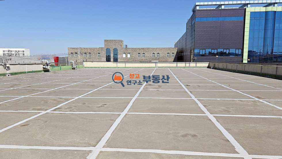 경기 파주시 신촌동 #1374평 #공장 #총2층(690평 + 685평) #사옥형공장 #전기승압 #하수직관 #화물EV #층고높 #즉시입주 #제조가능 월세 매물번호 16323 사진 19