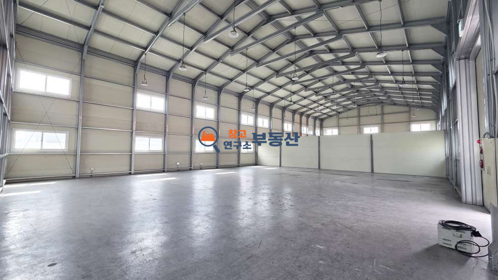 경기 파주시 동패동 #179평 #공장 #2층 전체 #차량 바로진입 #높은층고 #즉시입주 #분할임대가능 월세 매물번호 17401 사진 3