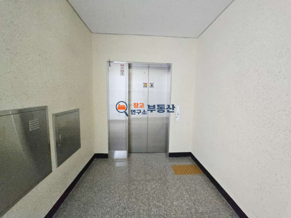 경기 고양일산서구 덕이동 #57평 #1종근생 #2층사무실 #사거리코너 #대로변 #사무실인테리어 #주차편리 #즉시입주 월세 매물번호 18325 사진 11