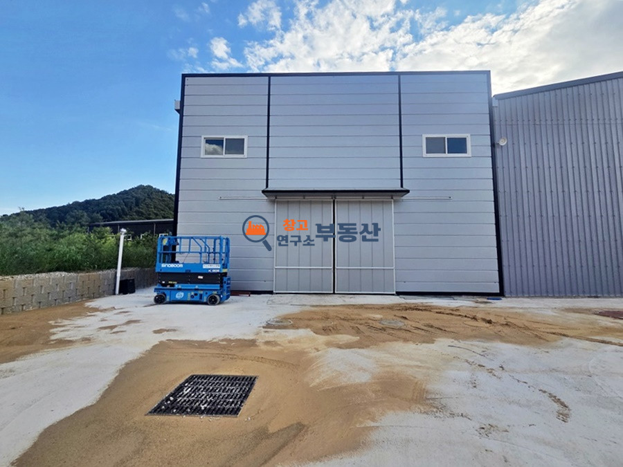 경기 파주시 월롱면 도내리 #96평 #신축 #대형마당 #높은층고 #즉시입주 #40FT트레일러 월세 매물번호 18336 사진 1
