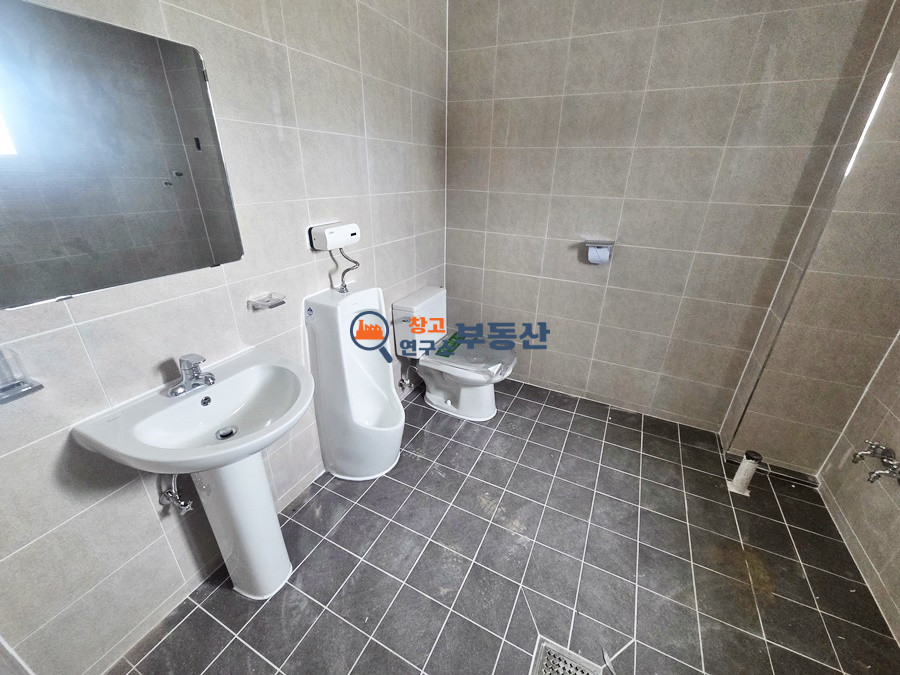 경기 고양일산동구 설문동 #40평 #단독마당 #신축 #설문IC인접 #민원소지無 월세 매물번호 18111 사진 4