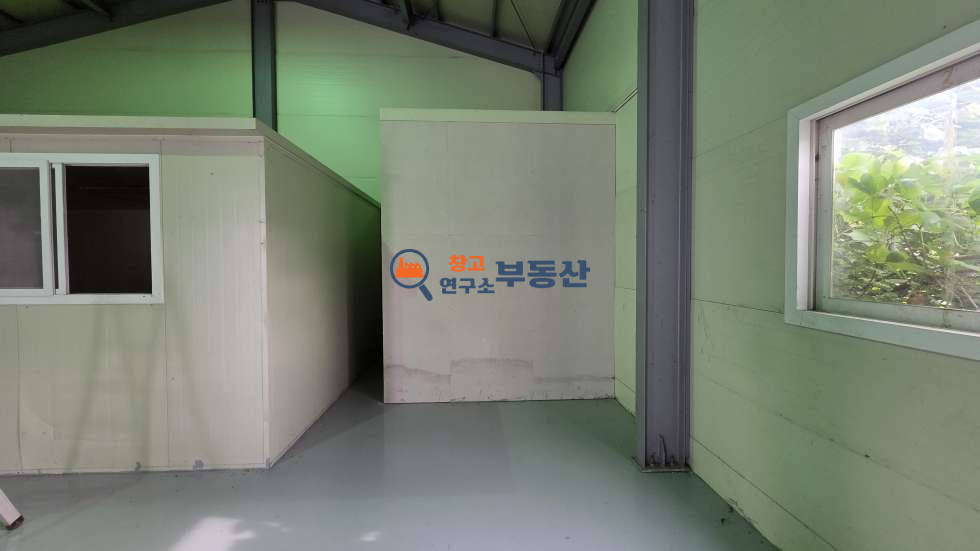 경기 고양일산동구 문봉동 #60평 #2종제조 #저렴한임대료 #내부사무실 #대형차량진출입 월세 매물번호 16606 사진 8