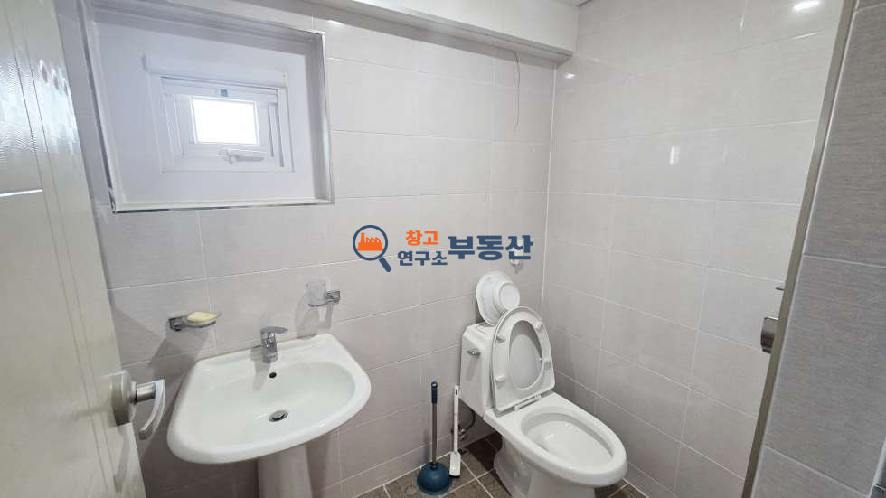경기 파주시 연다산동 #60평 #2종사무소 #3층전체 #즉시입주 #저렴임대료 #내부화장실 #화물EV #40피트 월세 매물번호 18366 사진 6