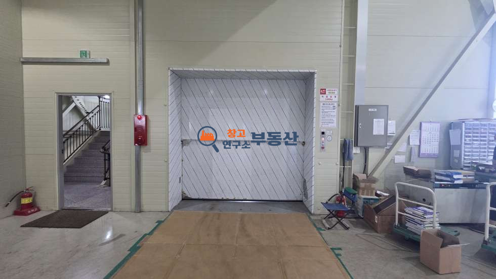 경기 파주시 연다산동 #60평 #2종사무소 #3층전체 #즉시입주 #저렴임대료 #내부화장실 #화물EV #40피트 월세 매물번호 18366 사진 7