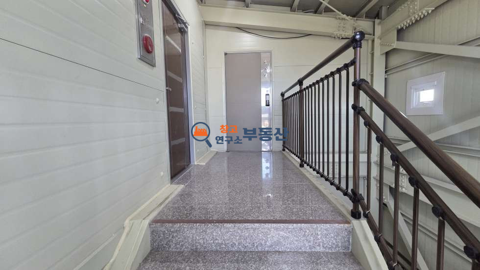경기 파주시 연다산동 #60평 #2종사무소 #3층전체 #즉시입주 #저렴임대료 #내부화장실 #화물EV #40피트 월세 매물번호 18366 사진 8