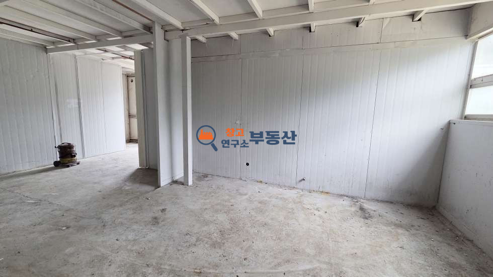 경기 파주시 동패동 #토지559평 #연120평 #공장 #단독마당 #즉시입주 #계획관리 #운정신도시 #가설천막 #삽다리IC 2분 매매 매물번호 18331 사진 5