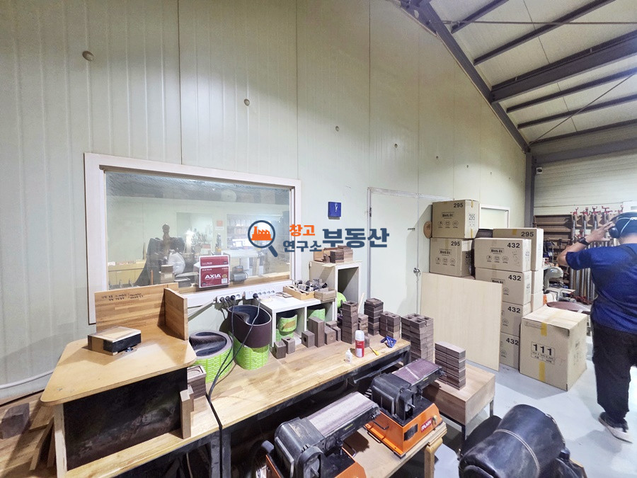 경기 고양일산동구 성석동 #74평 #내부사무실 #40FT트레일러 #민원소지無 #하수직관 월세 매물번호 17844 사진 4