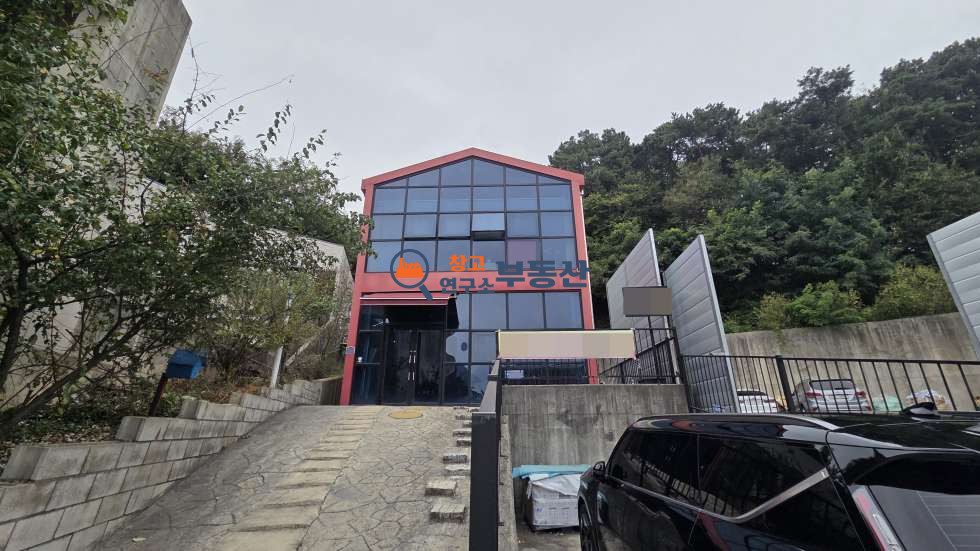 경기 파주시 하지석동 #60평 #2종근생 #통임대 #내부사무실 #1층+2층구조 #각층화장실 #테라스 월세 매물번호 18390 사진 4