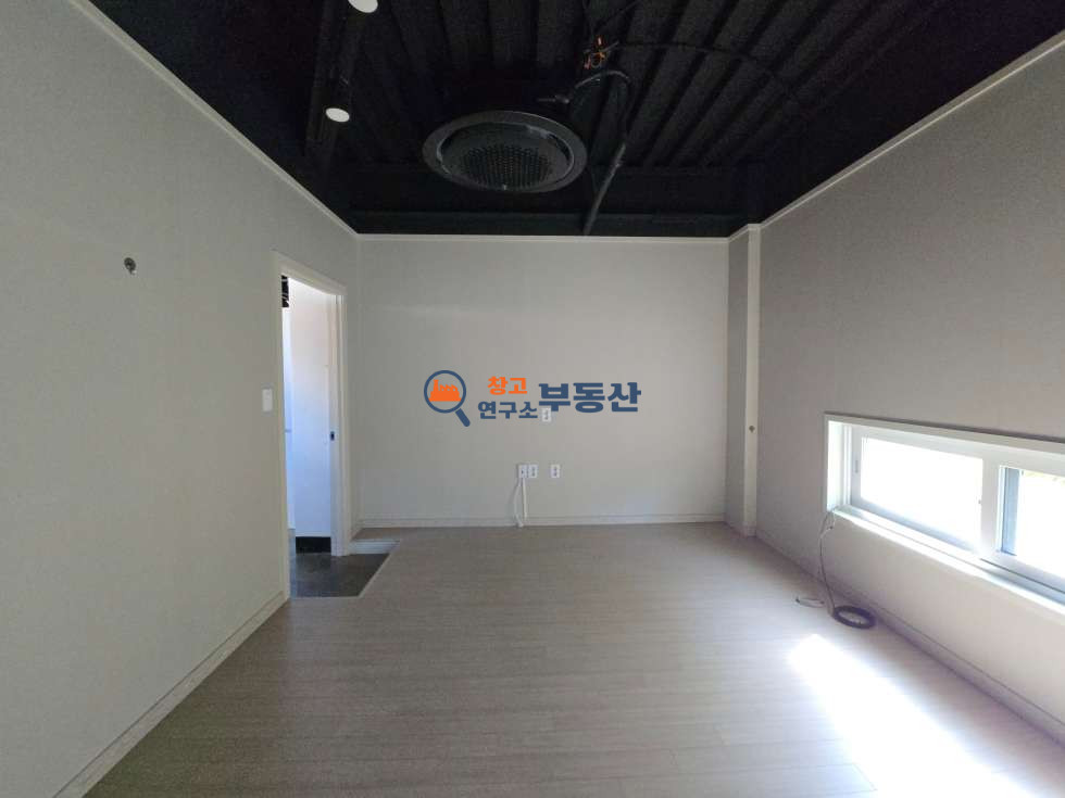 경기 고양덕양구 행주내동 #2종근생매매 #대51평 #연56평#사옥추천 #카페추천 #총3층 #즉시입주 매매 매물번호 18408 사진 10