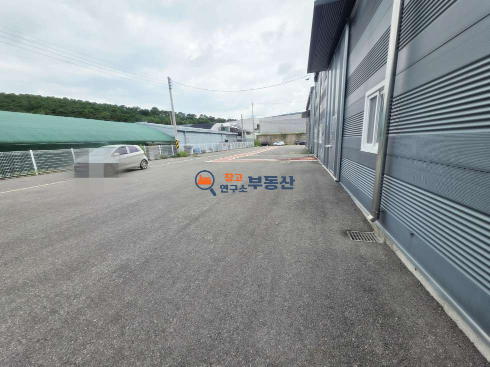경기 파주시 월롱면 영태리 #97평 #2종근생 #38평+60평 #단독마당 #40FT #신축 #즉시입주 #높은층고 월세 매물번호 18029 사진 10