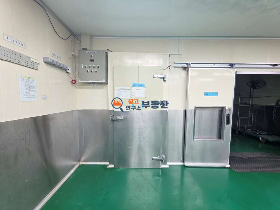 경기 고양일산동구 성석동 #120평 #식품공장 #40FT #즉시입주 #사무실 #HACCP #민원무 #사리현 IC8분 #고양IC 15분 월세 매물번호 18128 사진 17