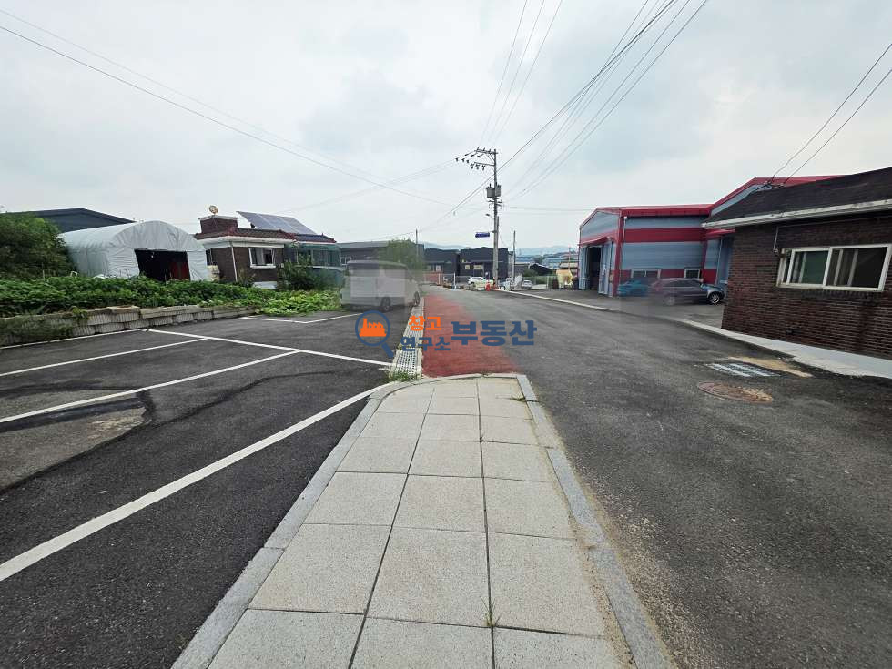 경기 고양일산동구 설문동 #117평 #신축 #오폐수직관 #즉시입주 #단독마당 #민원무 #높은층고 #북고양IC15분 월세 매물번호 18188 사진 11