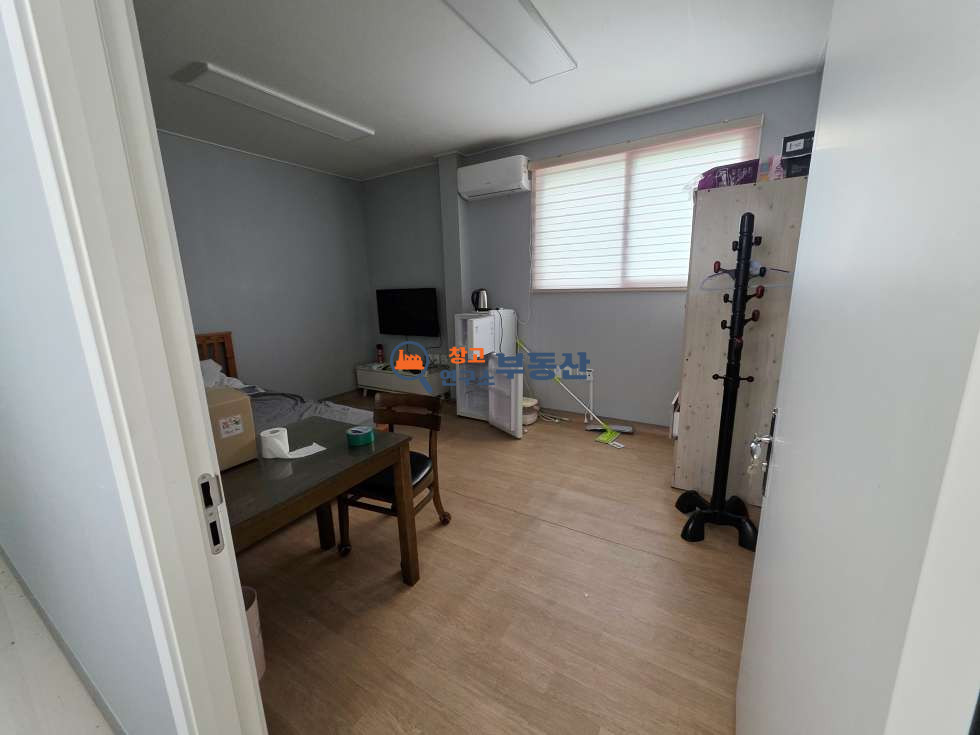 경기 고양일산동구 지영동 #155평 #신축 #78평+78평 #분할가능 #높은층고 #넓은마당 #민원무 #외부기숙사 #즉시입주 월세 매물번호 18201 사진 17