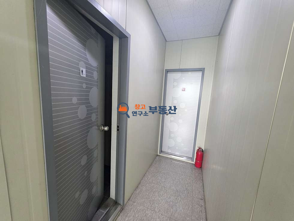 경기 고양일산동구 문봉동 #100평 #창고형매장 #분할가능 #4차선도로접 #오폐수직관 #내부사무실 월세 매물번호 18209 사진 16