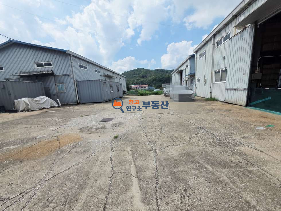 경기 고양일산동구 사리현동 #100평 #창고 #화물리프트 #컨테이너 #저렴한임대료 #즉시입주 #통일로8분 월세 매물번호 18215 사진 4