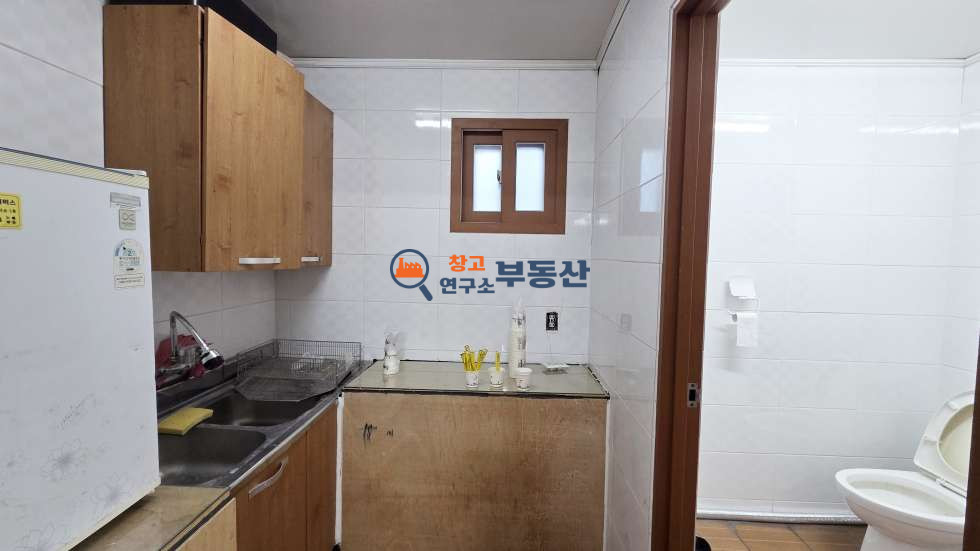 경기 고양일산동구 식사동 #456평 #공장 #단독마당 #즉시입주 #별도사무동 #도심권 #사리현IC 5분 월세 매물번호 18401 사진 13