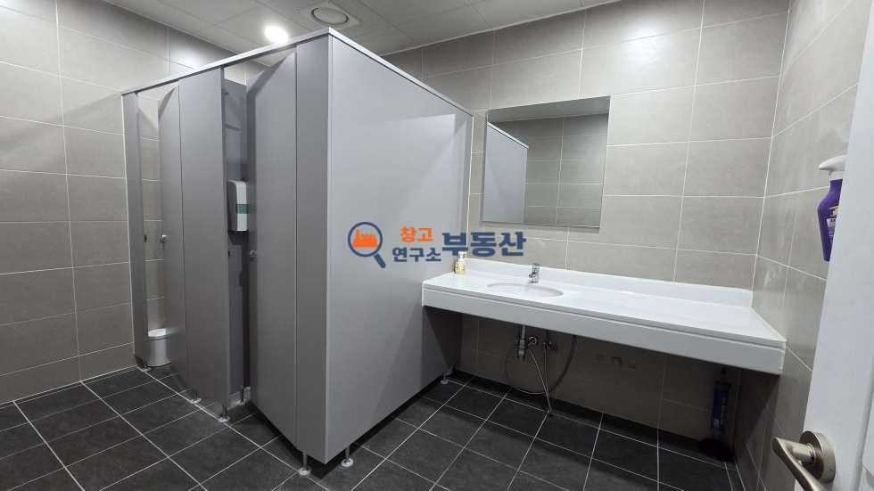 경기 파주시 문발동 #500평+사무공간80평 #공장 #대형물류추천 #화물용EV #높은층고 #문발IC 월세 매물번호 18420 사진 6