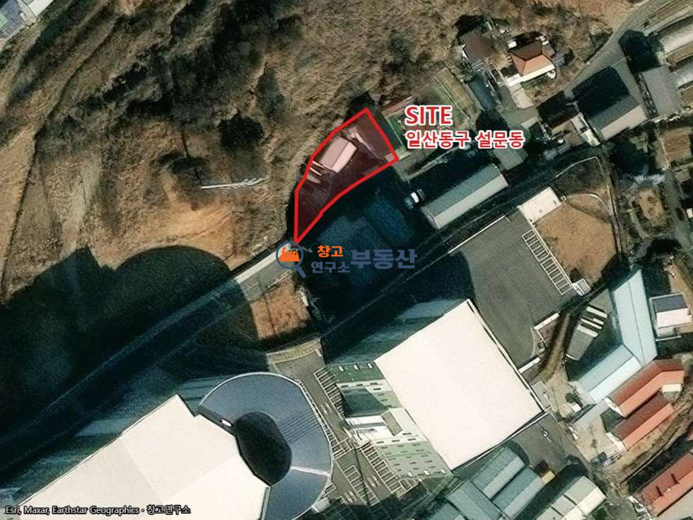 경기 고양일산동구 설문동 #127평 #2종근생 #층고9m #높은층고 #내부사무실 #전기30kw #사리현IC10분 #즉시입주 #저렴임대료 월세 매물번호 18499 사진 3