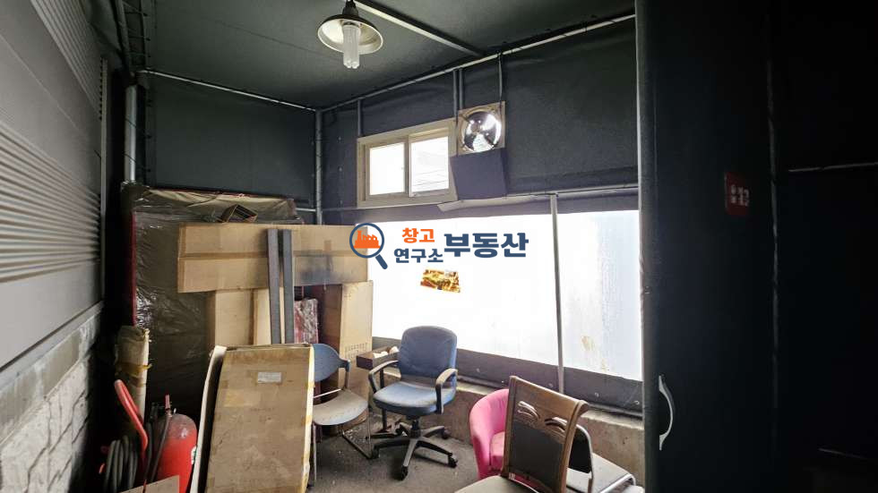 경기 파주시 조리읍 능안리 #공장 #연면적439평 #대형마당 #가설천막 #높은층고 매매 매물번호 13788 사진 12